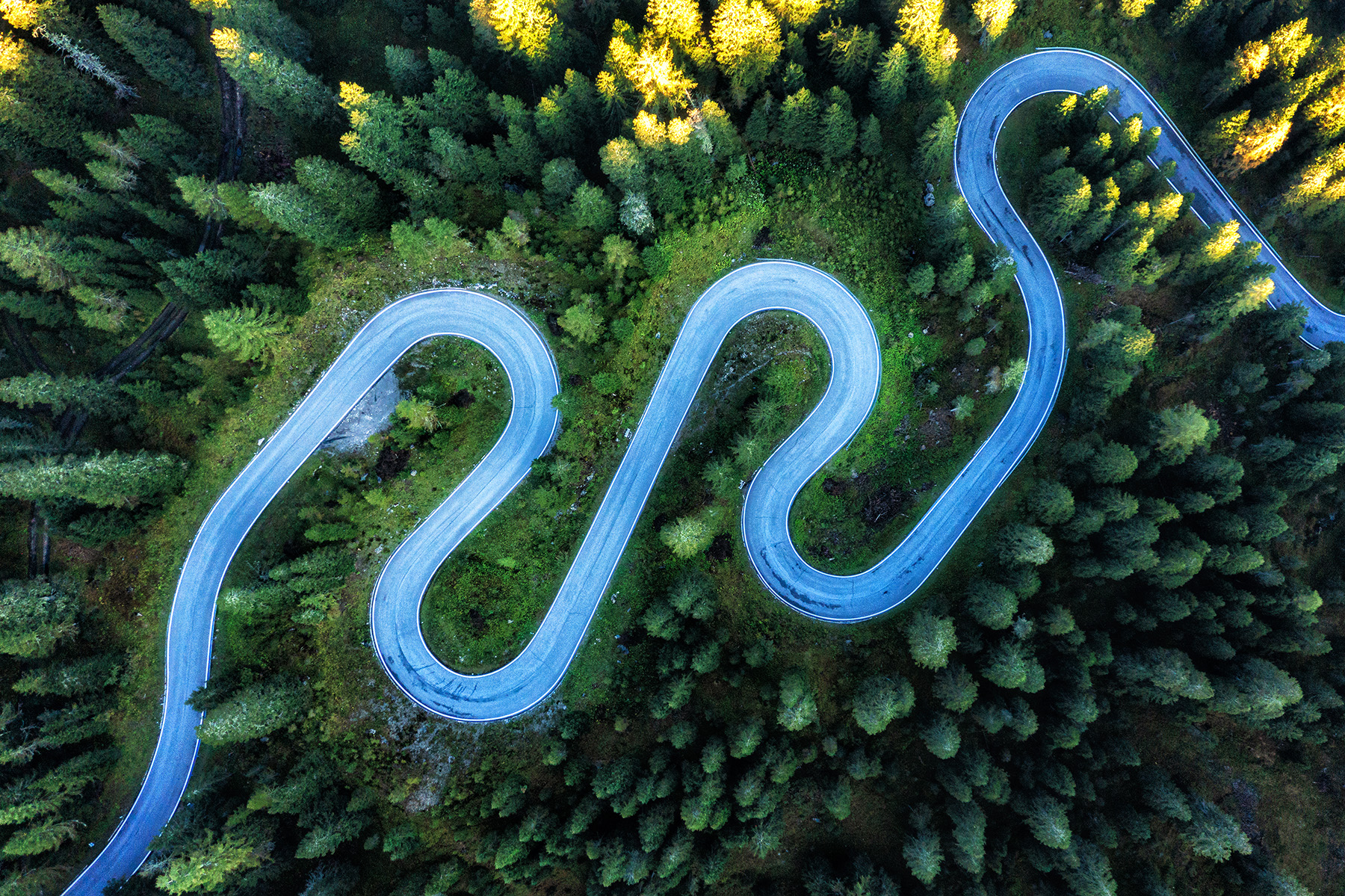 Snake Road in the Dolomites Snake Road in the Dolomites